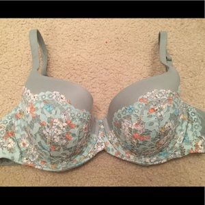 Victoria’s Secret Body by Victoria Bra